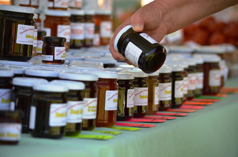 QCWA Sunday Markets - QLD Tourism 0
