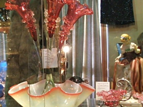 Robertson Antiques And Collectables Fair - QLD Tourism 0