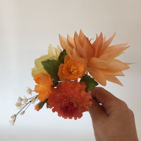 Wafer Paper Flower Class: Autumn Flowers - QLD Tourism 0