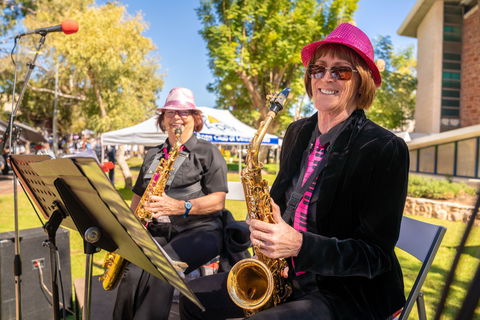 2021 Alice's Longest Desert Lunch - Queensland Tourism 1