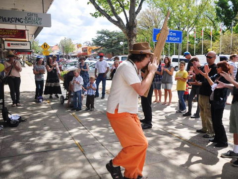 Australian National Busking Championships - QLD Tourism 0