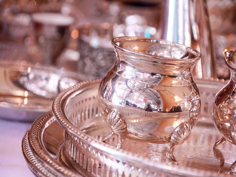 Collectable Sundays - Bus Depot Markets - QLD Tourism 1