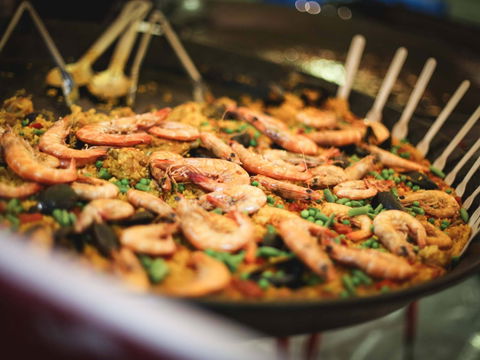 Gosford Night Markets - QLD Tourism 0