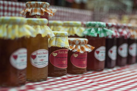 Hobart Showground Sunday Market - Weekly - QLD Tourism 1