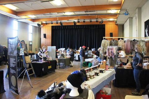 Jindabyne Hall Markets - Queensland Tourism 0