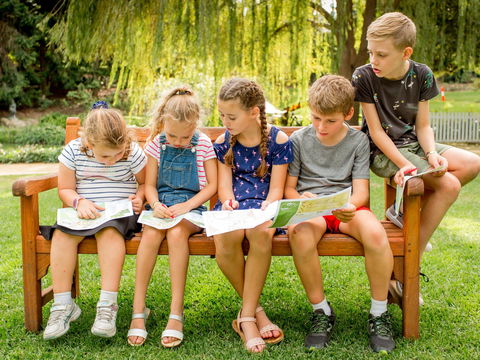 Mega Creatures At Hunter Valley Gardens - Postponed - Queensland Tourism 1