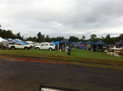 Mission Beach Monster Market - QLD Tourism 0