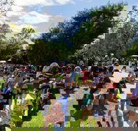 Swan Hill Farmers Market - QLD Tourism