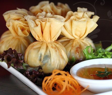 Le Lerd Thai Restaurant - Queensland Tourism 5