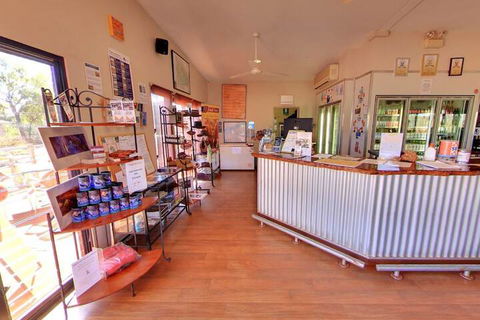 Karijini Eco Retreat - Queensland Tourism 3