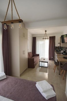 Golden Sands Motor Inn Forster - QLD Tourism 2