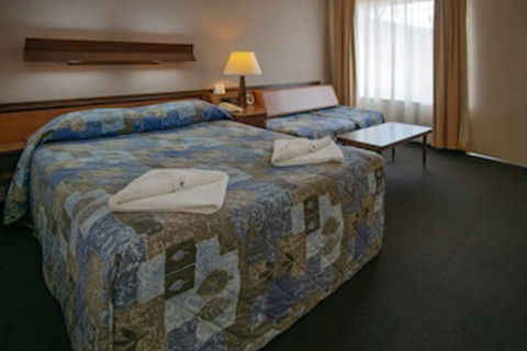 Goulburn Central Motor Lodge - QLD Tourism 0