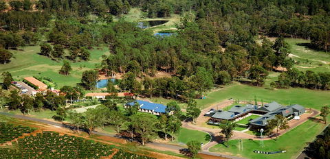 Estate Tuscany - Queensland Tourism 0