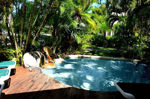 Beach Terraces- Port Douglas - Queensland Tourism 3
