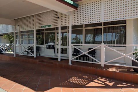 Dawson Motor Inn - QLD Tourism 1