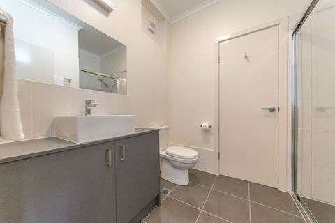 Dawson Motor Inn - QLD Tourism 4