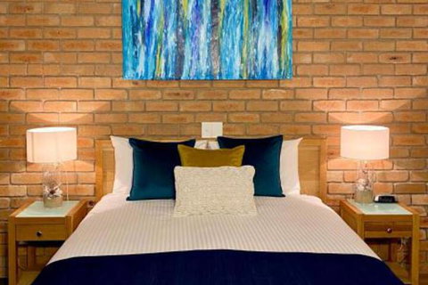 Best Western Coastal Waters Motor Inn - QLD Tourism 6