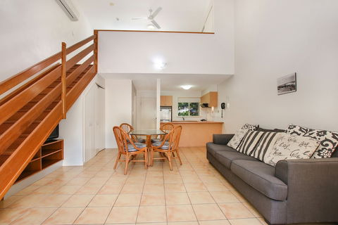 Lennox Beach Resort - QLD Tourism 2