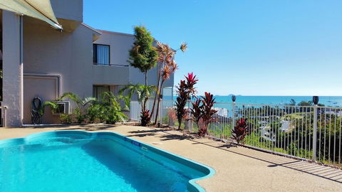 Whitsunday Terraces Hotel Airlie Beach - Queensland Tourism 1