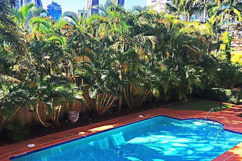 Sunset Island Resort - Queensland Tourism 4
