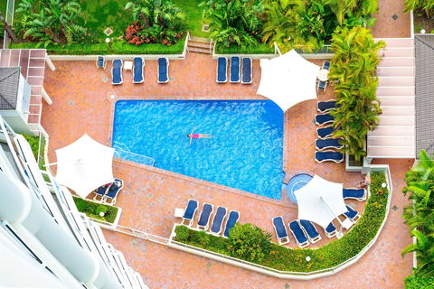 Crest Apartments - Queensland Tourism 2
