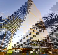 Artique Surfers Paradise - Queensland Tourism