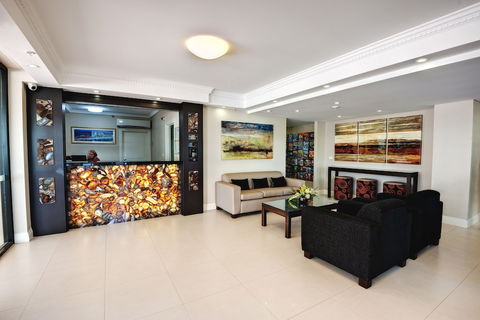 ULTIQA Beach Haven At Broadbeach - QLD Tourism 0