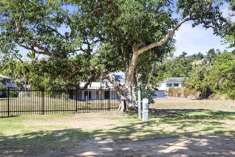 Tasman Holiday Parks - Airlie Beach - Queensland Tourism 3