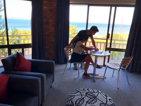 Kangaroo Island Seaside Inn - Queensland Tourism 4