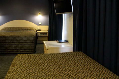 Armidale Motel - QLD Tourism 4