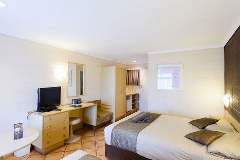 Hospitality Port Hedland - Queensland Tourism 7