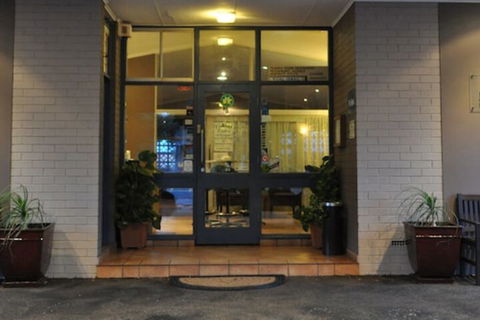 Hospitality Port Hedland - Queensland Tourism 1