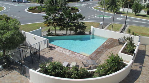 Edge Apartments Cairns - QLD Tourism 5