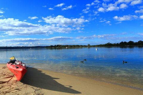 Absolute Lakes Entrance - Queensland Tourism 1