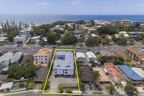 Sunshine Beach Resort - Queensland Tourism 1