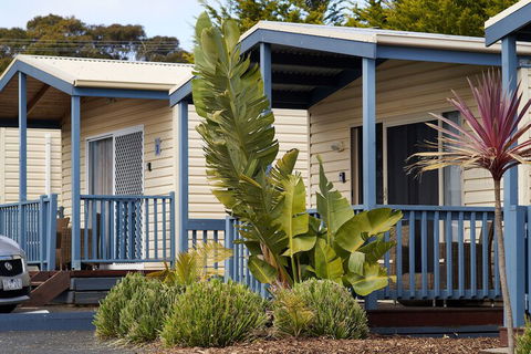 Amaroo Holiday Park - Queensland Tourism 3