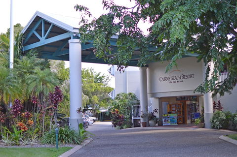 Cairns Beach Resort - Queensland Tourism 3