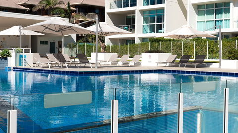 Kirra Surf Apartments - Queensland Tourism 3