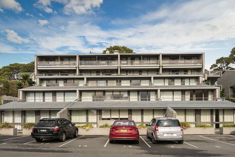 Horizon Apartments Narooma - QLD Tourism 3