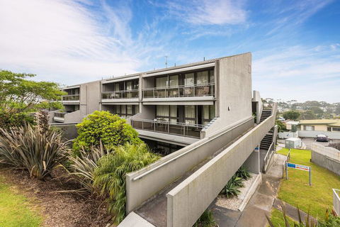 Horizon Apartments Narooma - QLD Tourism 4