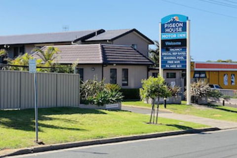 Pigeon House Motor Inn - QLD Tourism 0