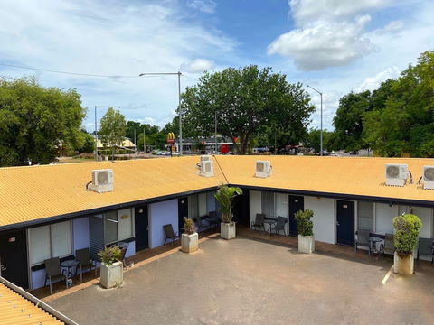 Katherine Motel - Queensland Tourism 1