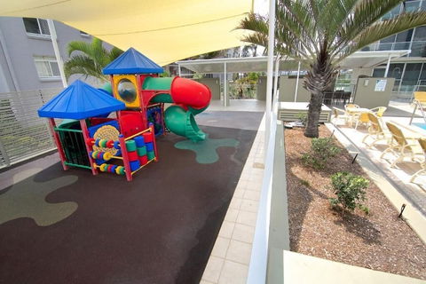 Hi Surf Beachfront Resort Apartments - Queensland Tourism 4