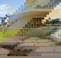 Hi Surf Beachfront Resort Apartments - Queensland Tourism