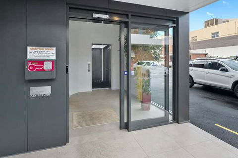 Beachfront Voyager Motor Inn - Queensland Tourism 2