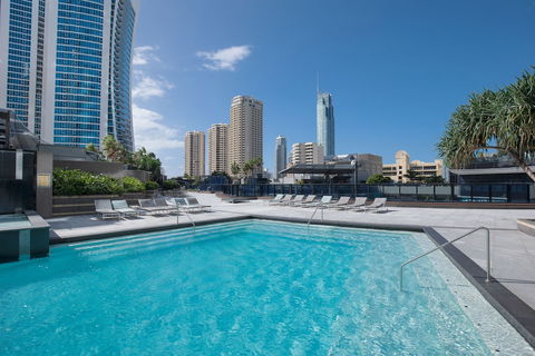 Mantra Circle On Cavill - QLD Tourism 2