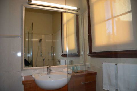 Apartments At York Mansions - Queensland Tourism 3