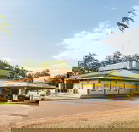 Albatross Bay Resort - Queensland Tourism