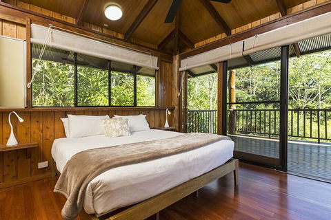 Rose Gums Wilderness Retreat - Queensland Tourism 3
