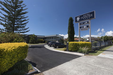 Hotel Forster - QLD Tourism 4